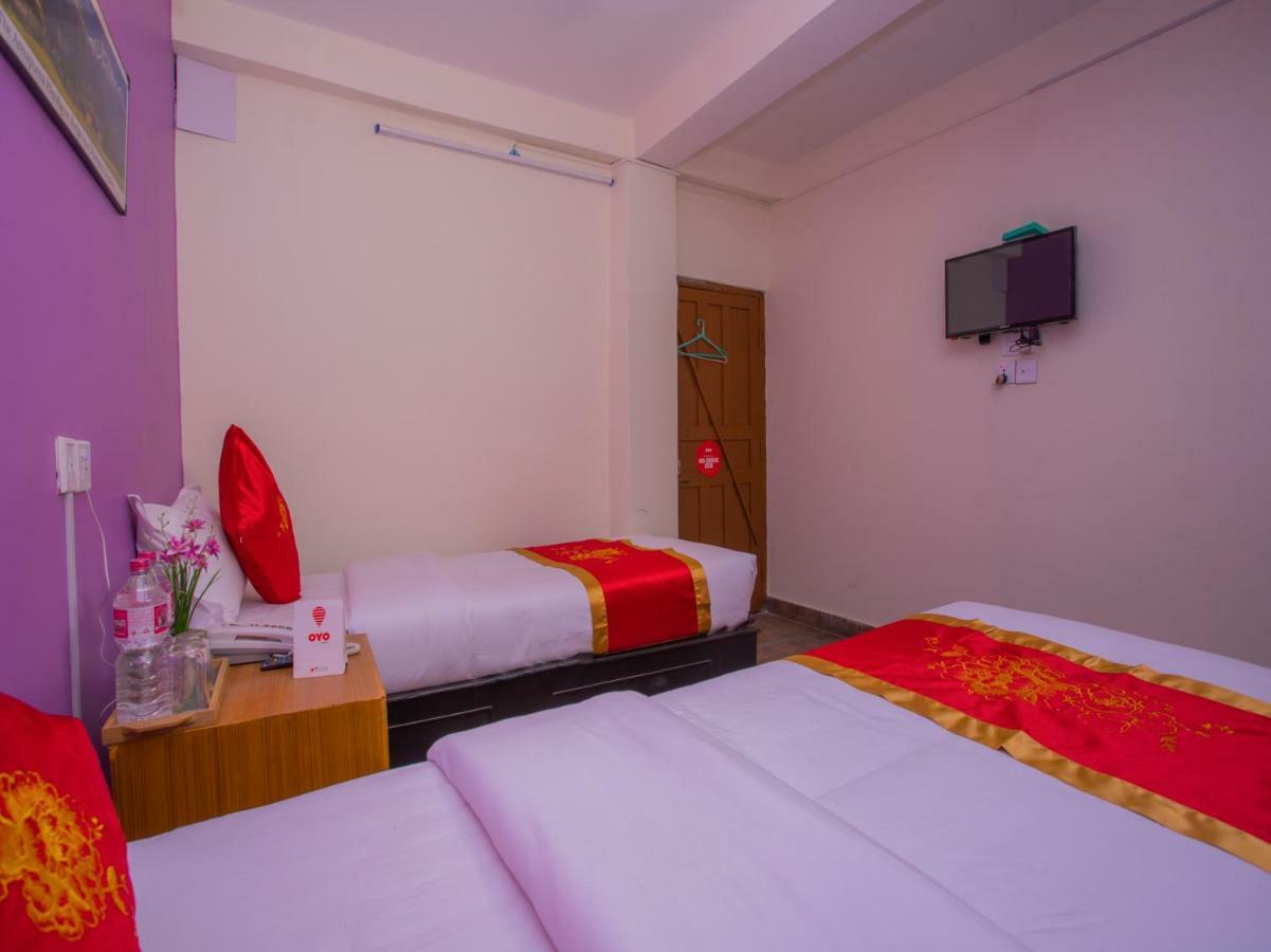 Hotel Fewa Corner & Restro Похара Екстериор снимка
