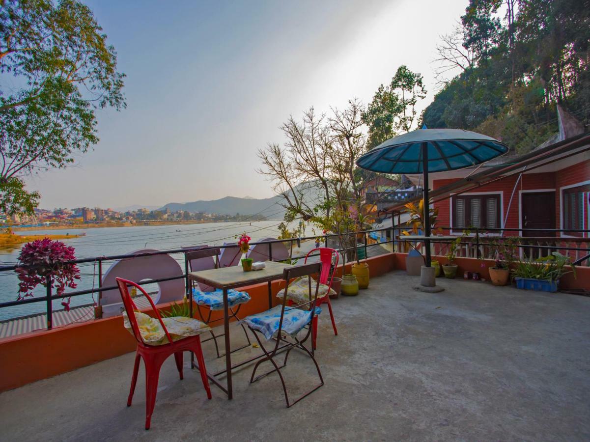 Hotel Fewa Corner & Restro Похара Екстериор снимка