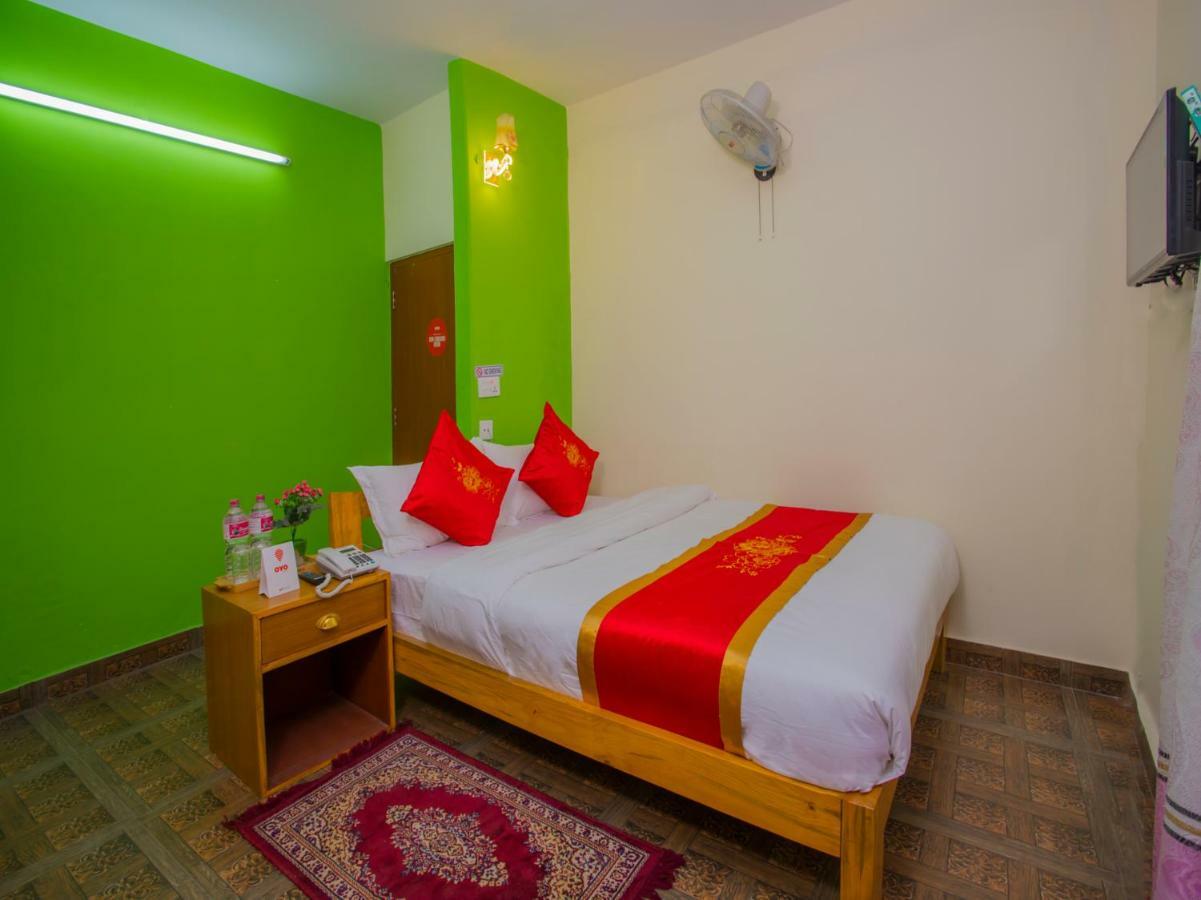 Hotel Fewa Corner & Restro Похара Екстериор снимка